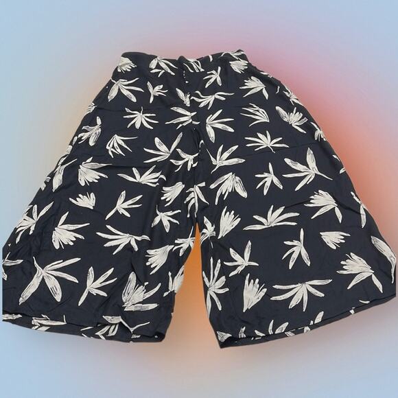 O’NEILL Women’s Large Black Lightweight Wide Leg Beach Pant - Picture 1 of 3